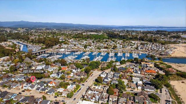 222 2nd Avenue, Santa Cruz CA: https://media.crmls.org/mediaz/84a2e691-da1f-44ec-9287-89fa43c2198a.jpg