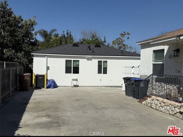 231 S Waldo Avenue, Fullerton CA: https://media.crmls.org/mediaz/84a2f3bc-17e4-4b3a-8d14-6a8823dcde34.jpg