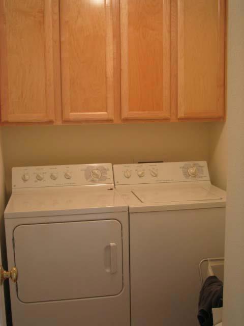 480 Sequoia, Redwood City CA: https://media.crmls.org/mediaz/84a30d5a-fbff-48e9-944e-e340aedc95e3.jpg