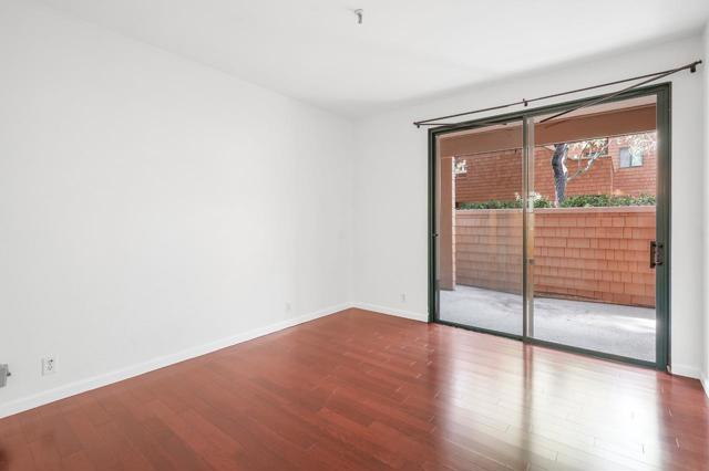 4250 El Camino Real, Palo Alto CA: https://media.crmls.org/mediaz/84a3a2f6-59d4-4c14-8cb3-1051cdb78b5f.jpg
