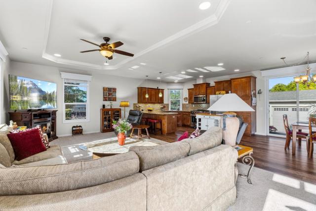 541 Casanova Avenue, Monterey CA: https://media.crmls.org/mediaz/84a422ab-6853-42b9-ac9b-b93c6318a731.jpg