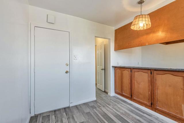 847 W 43rd Street, Los Angeles CA: https://media.crmls.org/mediaz/84a5939f-bfe8-4622-a601-9eac4c35498a.jpg