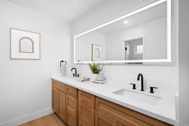 Detail Gallery Image 29 of 57 For 10594 Rookwood Dr, San Diego,  CA 92131 - 5 Beds | 3/1 Baths