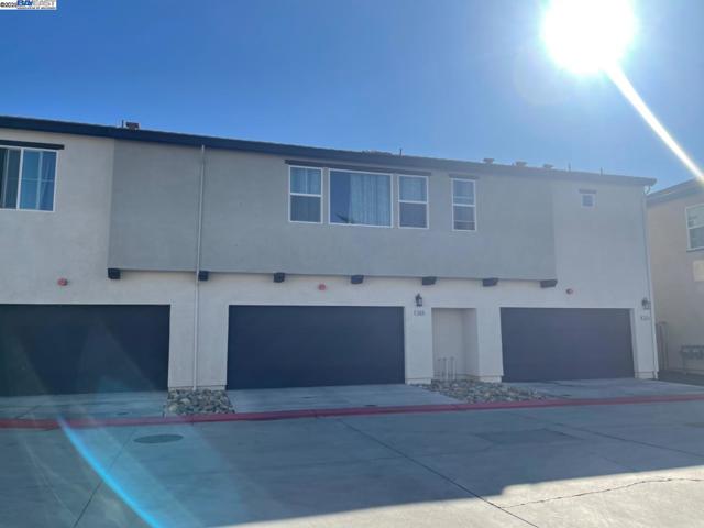 1616 Westwind Way, Lathrop CA: https://media.crmls.org/mediaz/84a76a89-298c-4795-81f2-596e01080838.jpg