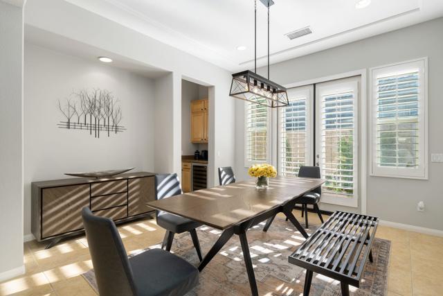 68 Via Del Pienza, Rancho Mirage CA: https://media.crmls.org/mediaz/84a7d029-31cb-4c05-87ea-9bc56fd65003.jpg