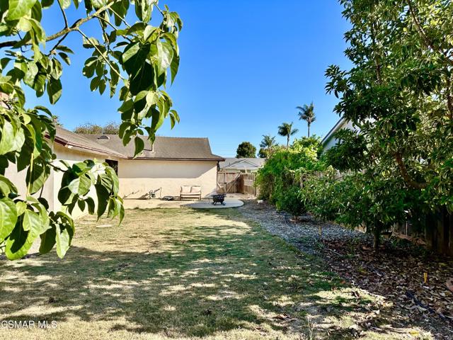 8123 Tiara Street, Ventura CA: https://media.crmls.org/mediaz/84a91d1a-1cd9-466f-9932-e6053dfc92f1.jpg