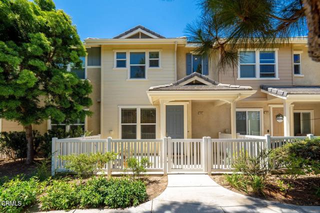 302 Harbor Breeze Drive, Port Hueneme CA: https://media.crmls.org/mediaz/84a99d99-b467-4e75-8641-e6641c1f9ab4.jpg