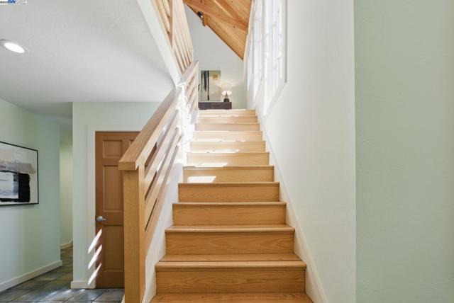 7380 Claremont Ave, Berkeley CA: https://media.crmls.org/mediaz/84a9f604-ac04-4c28-ac26-020490e39c70.jpg