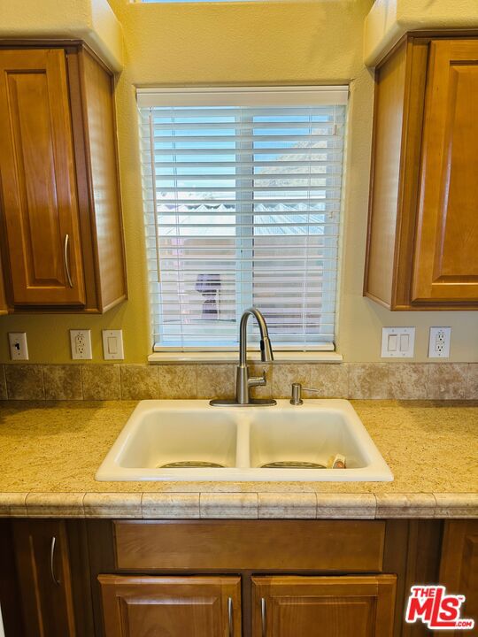 Image 14 of 25 For 69333 Palm Canyon Drive 66