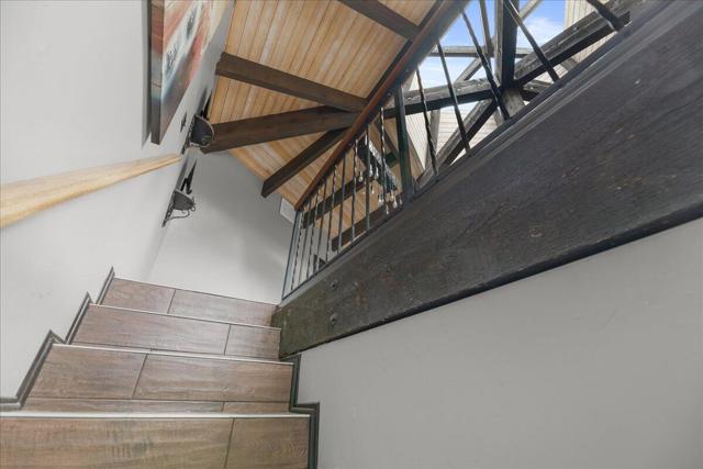 719 Villa Grove Avenue, Big Bear CA: https://media.crmls.org/mediaz/84ac6493-de2d-4edd-a9b5-9b16cb22d621.jpg