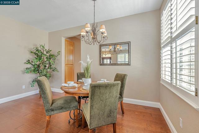631 Baldwin Drive, Brentwood CA: https://media.crmls.org/mediaz/84ad509b-3c24-4753-b165-5da120791c17.jpg