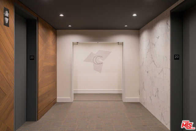 1200 S FIGUEROA Street, Los Angeles CA: https://media.crmls.org/mediaz/84ae5701-3ff3-492a-a334-fd9da01d28e0.jpg