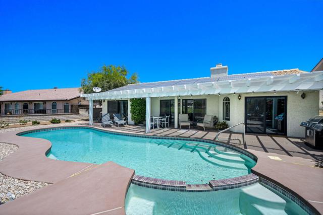 79835 Horseshoe Road, La Quinta CA: https://media.crmls.org/mediaz/84ae7b12-3e77-46a4-8a1f-83a0f811c011.jpg