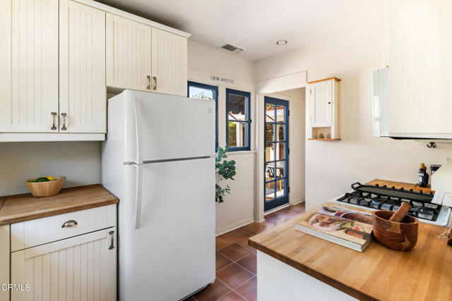 Detail Gallery Image 13 of 32 For 2428 Seneca St, Pasadena,  CA 91107 - 2 Beds | 1/1 Baths