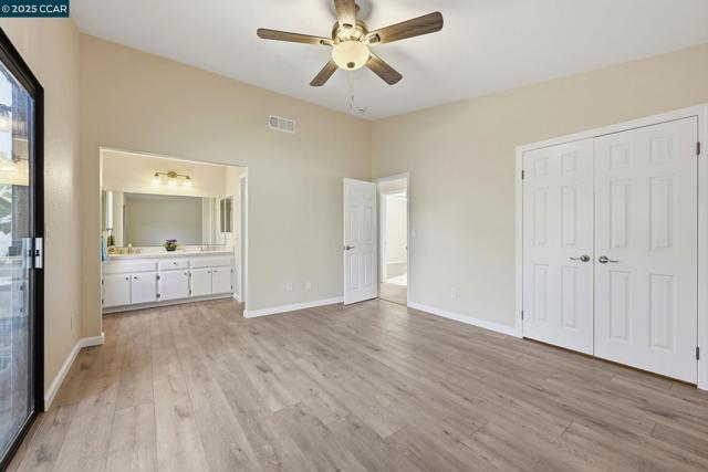 304 Lion Valley Rd, Escondido CA: https://media.crmls.org/mediaz/84b06726-8245-4e34-b4a3-b4ebab75a65e.jpg