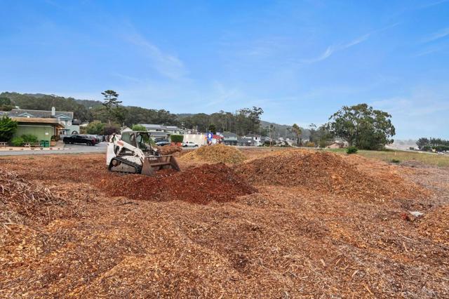 0 Avenue Alhambra, El Granada CA: https://media.crmls.org/mediaz/84b12de2-5875-40ba-bb14-c82d952863f9.jpg