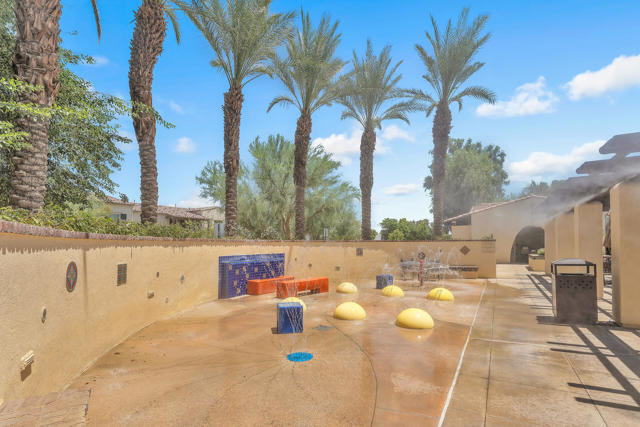 232 Paseo Gusto, Palm Desert CA: https://media.crmls.org/mediaz/84b1367a-0708-4c4b-a29d-9eab353074f9.jpg
