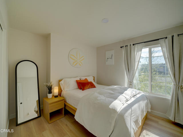 Detail Gallery Image 22 of 37 For 29047 Ironwood Ln, Saugus,  CA 91390 - 3 Beds | 3/1 Baths