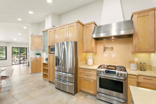 1 Creekridge Court, San Mateo CA: https://media.crmls.org/mediaz/84b25d7f-0553-425c-ace7-4d35548b858c.jpg