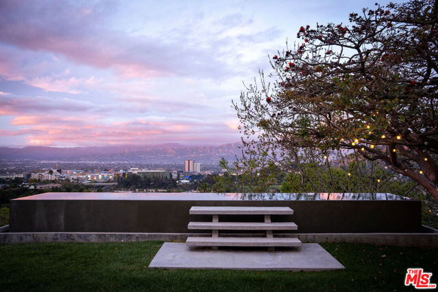 3 Bed Home for Sale in Los Angeles, California