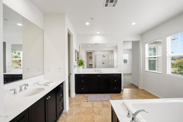 481 Alabama Street, Ventura CA: https://media.crmls.org/mediaz/84b4d62e-efde-409a-91c9-9df0f10b0e7d.jpg