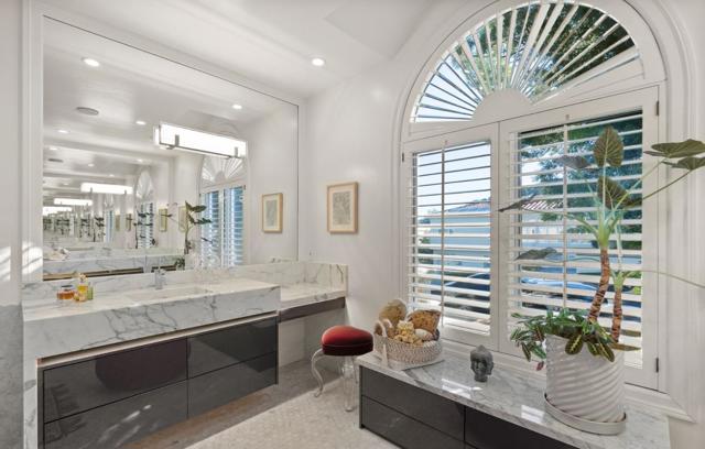 199 Kings Court, San Carlos CA: https://media.crmls.org/mediaz/84b5b566-5145-4852-80a6-ba57420c3889.jpg