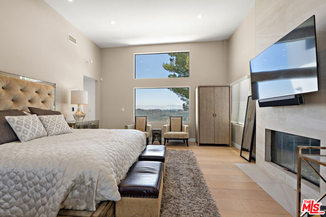 1962 Stradella Road, Los Angeles CA: https://media.crmls.org/mediaz/84b6316a-0559-40a3-ab42-9c46e9004703.jpg