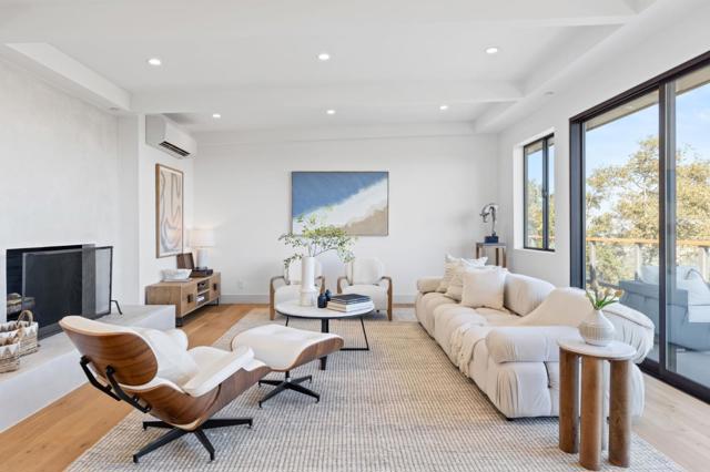 760 Loma Court, Redwood City CA: https://media.crmls.org/mediaz/84b6e61d-ef02-4c6c-860e-90fcf76b9e3f.jpg