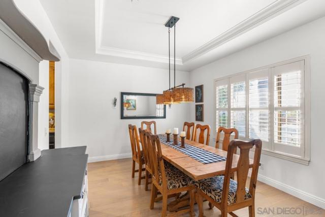 1195 Via Encinos, Fallbrook CA: https://media.crmls.org/mediaz/84b701d5-fd9d-4d62-887f-2f08f44a0f17.jpg