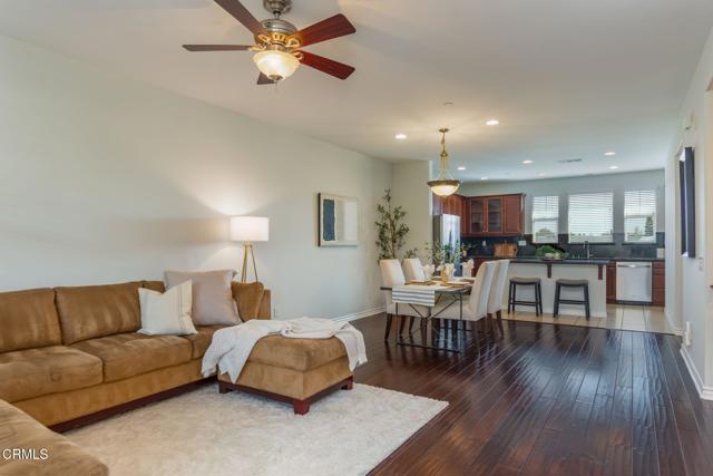Detail Gallery Image 9 of 34 For 4545 via Del Sol, Camarillo,  CA 93012 - 3 Beds | 3/1 Baths