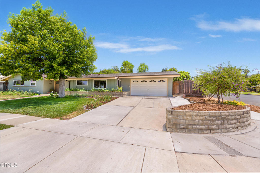 1116 Rexford Place