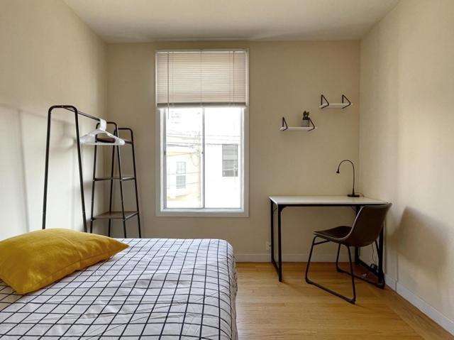 168170 Bernard Street, San Francisco CA: https://media.crmls.org/mediaz/84ba4879-99d5-4b22-b4f6-22172eeabc67.jpg