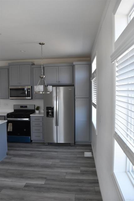 Detail Gallery Image 11 of 49 For 410 S 1st St #94,  El Cajon,  CA 92020 - 2 Beds | 2 Baths