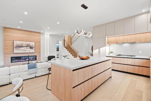 700 Farley Street, Mountain View CA: https://media.crmls.org/mediaz/84bbce1d-465c-4edb-9592-69a9de1754b7.jpg