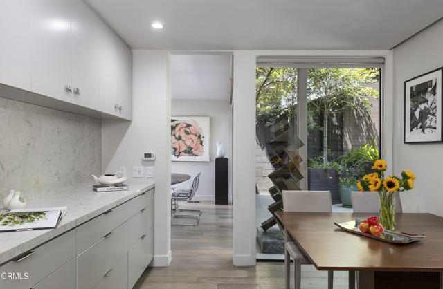 2266 Panorama Terrace, Los Angeles CA: https://media.crmls.org/mediaz/84bbfd44-3690-4d41-9171-8f6e3bb12c68.jpg