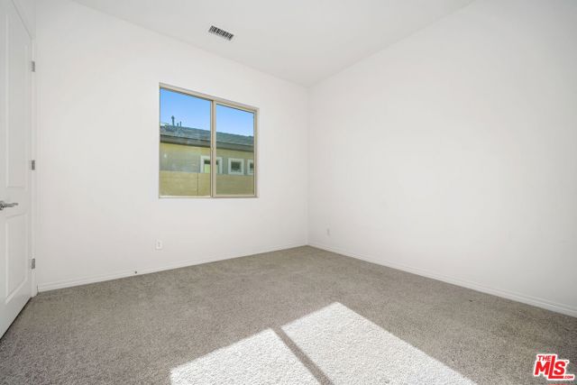 Image 27 of 33 For 98 Zinfandel