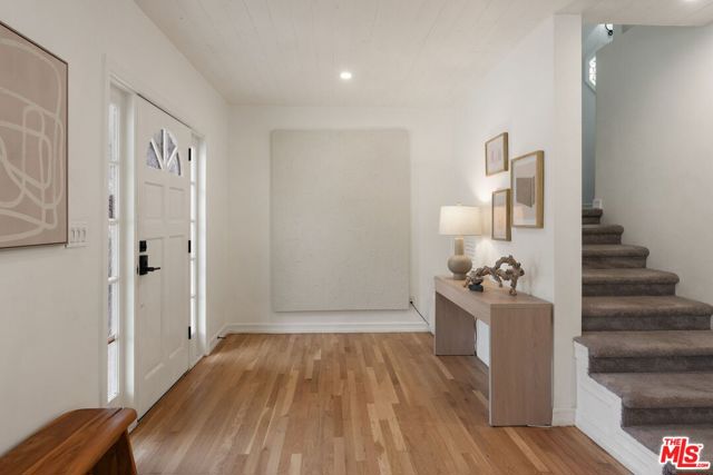 3011 Clune Avenue, Venice CA: https://media.crmls.org/mediaz/84bcbfbb-7aec-4d57-a028-2569d5512099.jpg