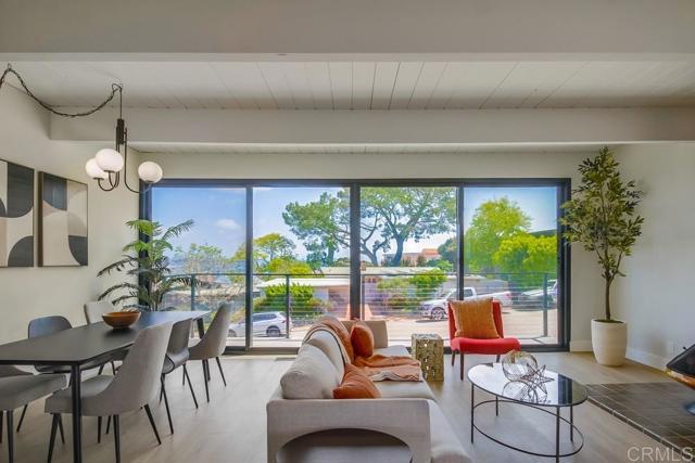 Detail Gallery Image 8 of 52 For 936 Bangor St, San Diego,  CA 92106 - 3 Beds | 2 Baths