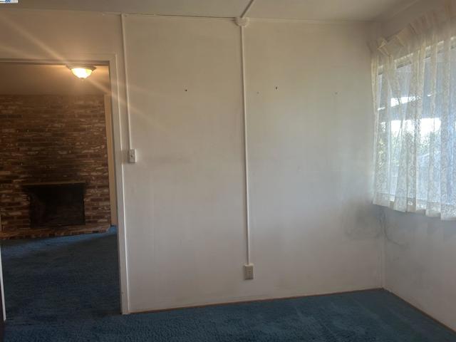 18393 Pepper St, Castro Valley CA: https://media.crmls.org/mediaz/84bd1ee4-84d8-4548-b407-f08ce8a7722f.jpg