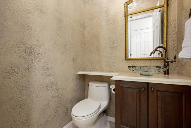 81943 Prism Drive, La Quinta CA: https://media.crmls.org/mediaz/84bd516c-e71e-4564-bc7d-c84394c42204.jpg