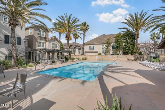 3347 Rockhampton Drive, Camarillo CA: https://media.crmls.org/mediaz/84be477d-df9a-43e2-bdc4-e3eabc396b1e.jpg