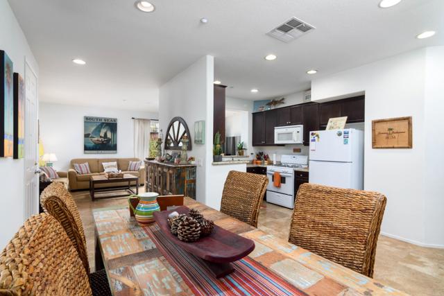 Detail Gallery Image 11 of 41 For 27494 Hazelhurst St #2,  Murrieta,  CA 92562 - 3 Beds | 2/1 Baths