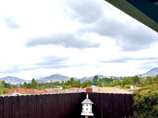 12540 Lomica Dr., Rancho Bernardo (San Diego) CA: https://media.crmls.org/mediaz/84be8f62-6863-4bf4-8fe0-5f00c6eb14c5.jpg