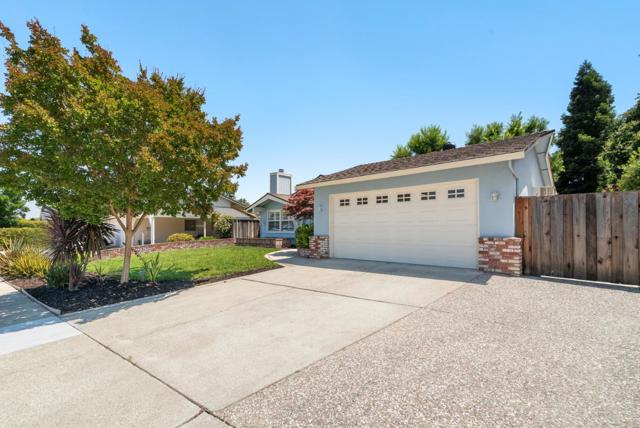 1380 Welburn Avenue, Gilroy CA: https://media.crmls.org/mediaz/84c04c2a-bca2-4982-a5e5-c929ae0e78d7.jpg