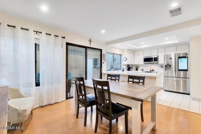 8235 Mason Avenue, Winnetka CA: https://media.crmls.org/mediaz/84c07ea3-2b92-427c-96f2-b2c6542cb216.jpg