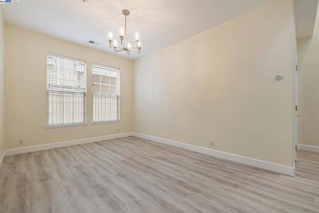4293 OLIVER WAY, Union City CA: https://media.crmls.org/mediaz/84c0e56f-c8bf-4a17-a26e-dfbbb7bcad6b.jpg