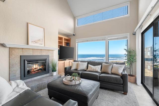 101 Shell Drive, Watsonville CA: https://media.crmls.org/mediaz/84c12df4-6e9a-4808-90c8-28d9c291bf67.jpg