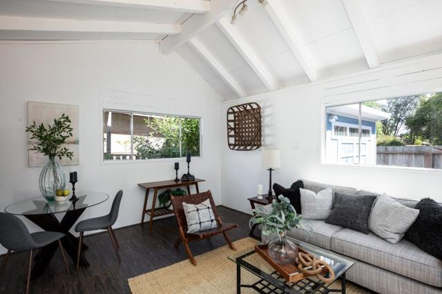 2336 Palo Verde Avenue, East Palo Alto CA: https://media.crmls.org/mediaz/84c14758-c17a-4a55-b7dc-e999168147c1.jpg