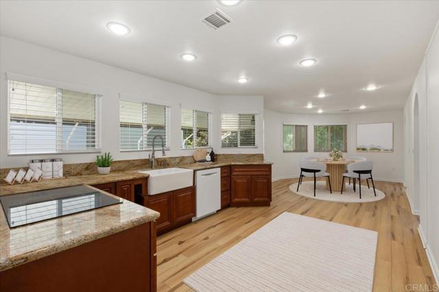Detail Gallery Image 6 of 54 For 8975 Lawrence Welk Dr #223,  Escondido,  CA 92026 - 2 Beds | 2 Baths
