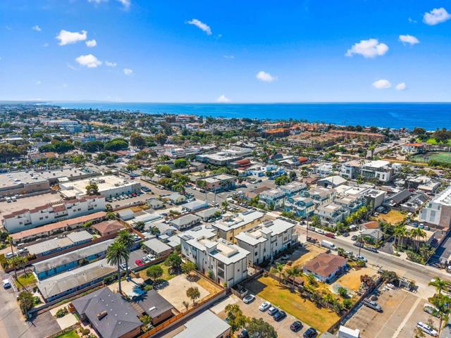 Detail Gallery Image 19 of 22 For 2670 Roosevelt St, Carlsbad,  CA 92008 - 2 Beds | 2 Baths